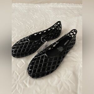 NWT Old Navy Jelly Lattice Ballet Flats (Black)